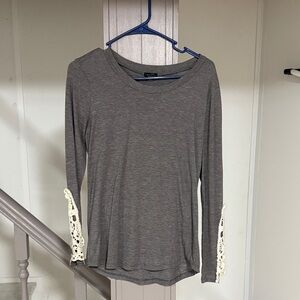 Rue21 Charcoal Long Sleeve Top with Cream Lace